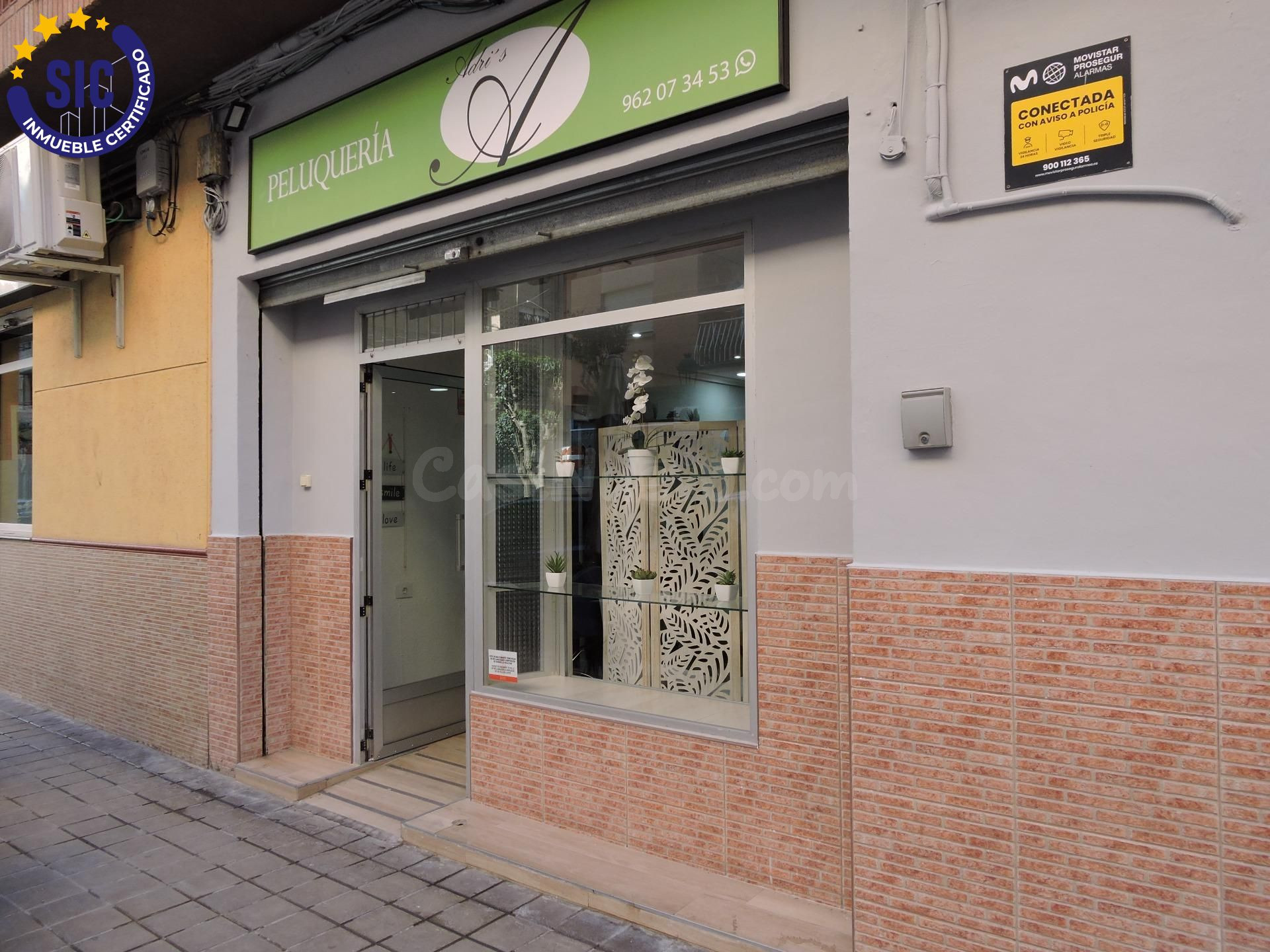 Local en alquiler en Mislata preparado para peluquería o par - foto 3