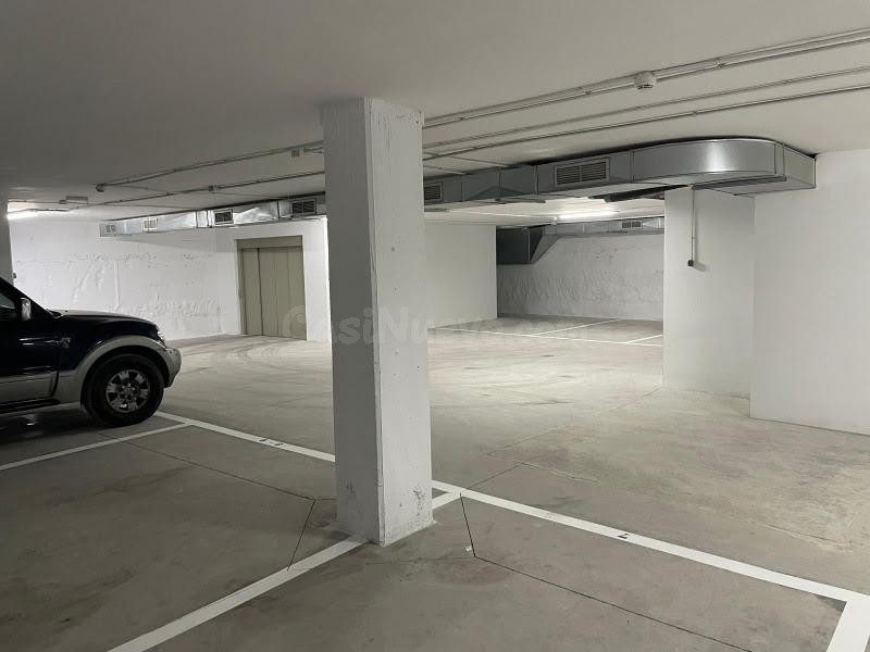 18 plazas de garaje en una sola planta en calle Salitre - foto 2
