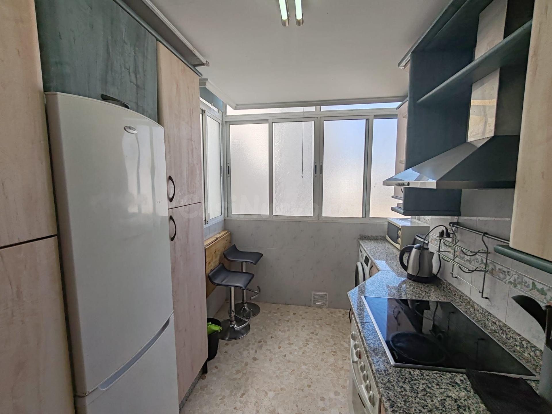 PISO EN ALQUILER SÓLO PARA ESTUDIANTES - foto 5