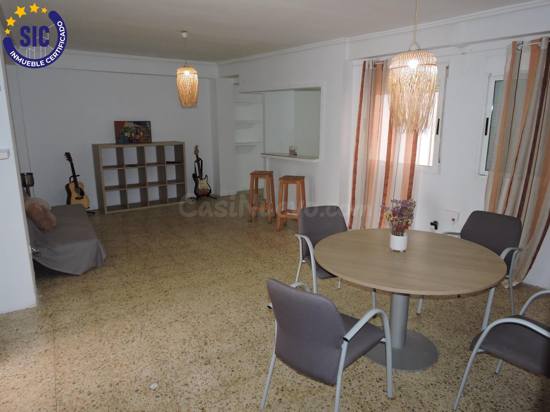 Piso en venta en la Malvarrosa de 1 habitación con balcón - foto 3