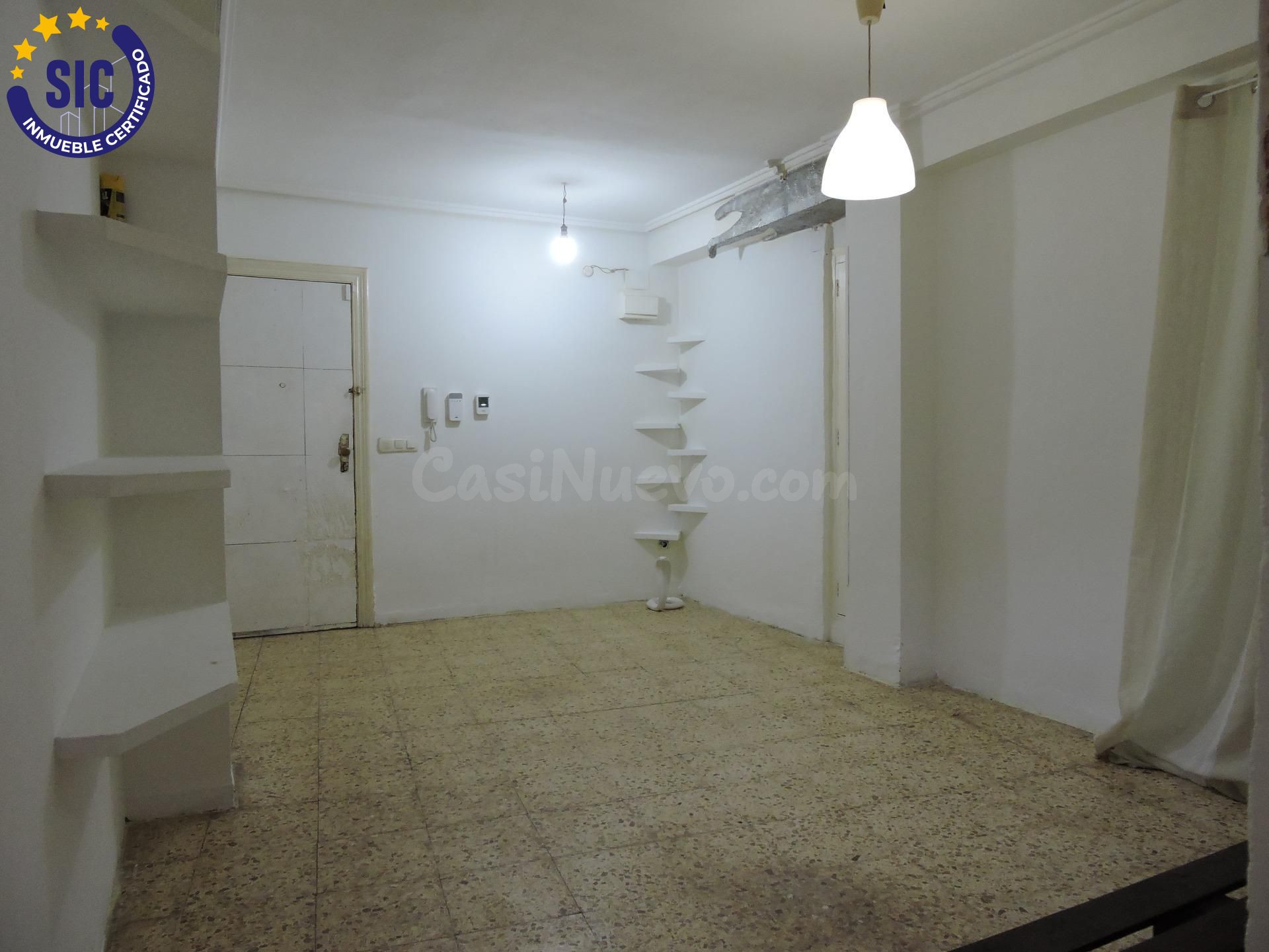 Piso en venta en la Malvarrosa de 1 habitación con balcón - foto 5