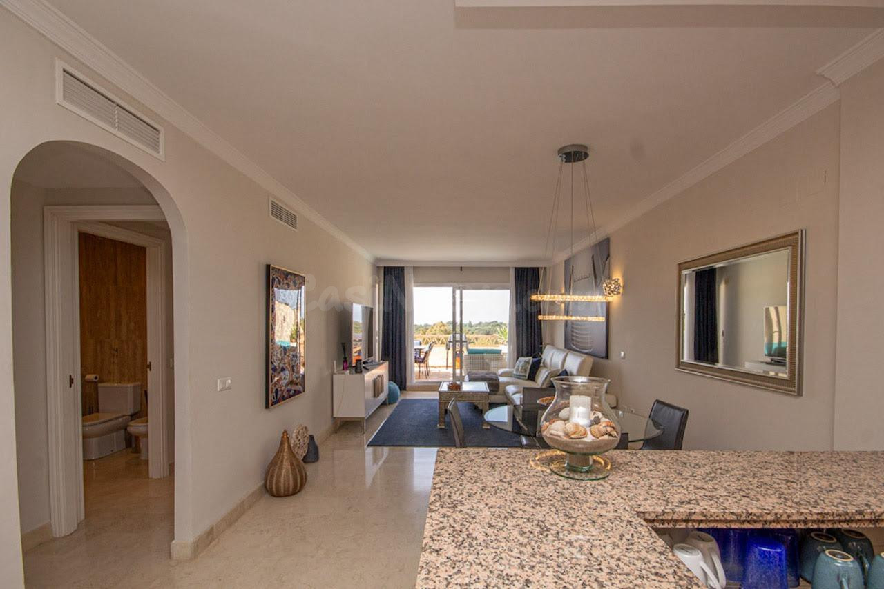 Apartamento impecable con vistas al mar, totalmente amueblad - foto 3