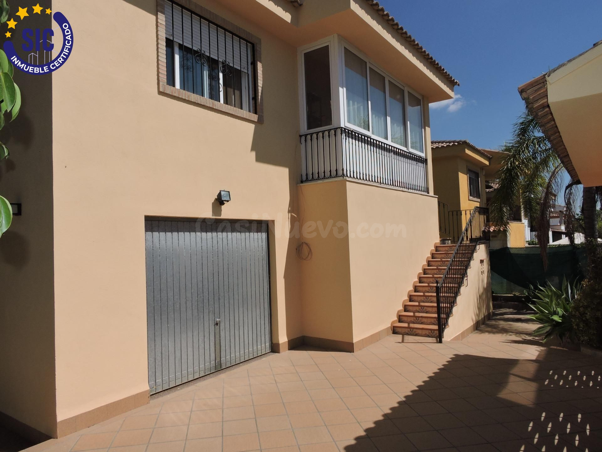 Chalet en venta en la Pobla de Vallbona de 5 habitaciones, 3 - foto 4