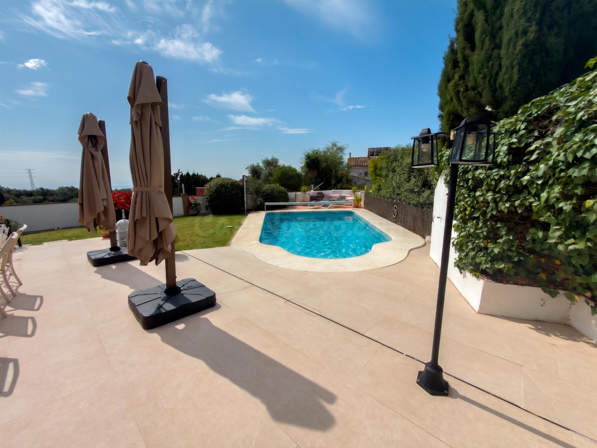 VILLA INDEPENDIENTE EN MIJAS: DOS VIVIENDAS EN UNA CON NEGOC - foto 3
