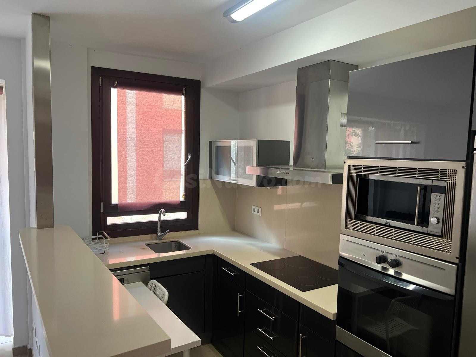 Piso 2 habitaciones 72m² en alquiler - Centro - foto 4