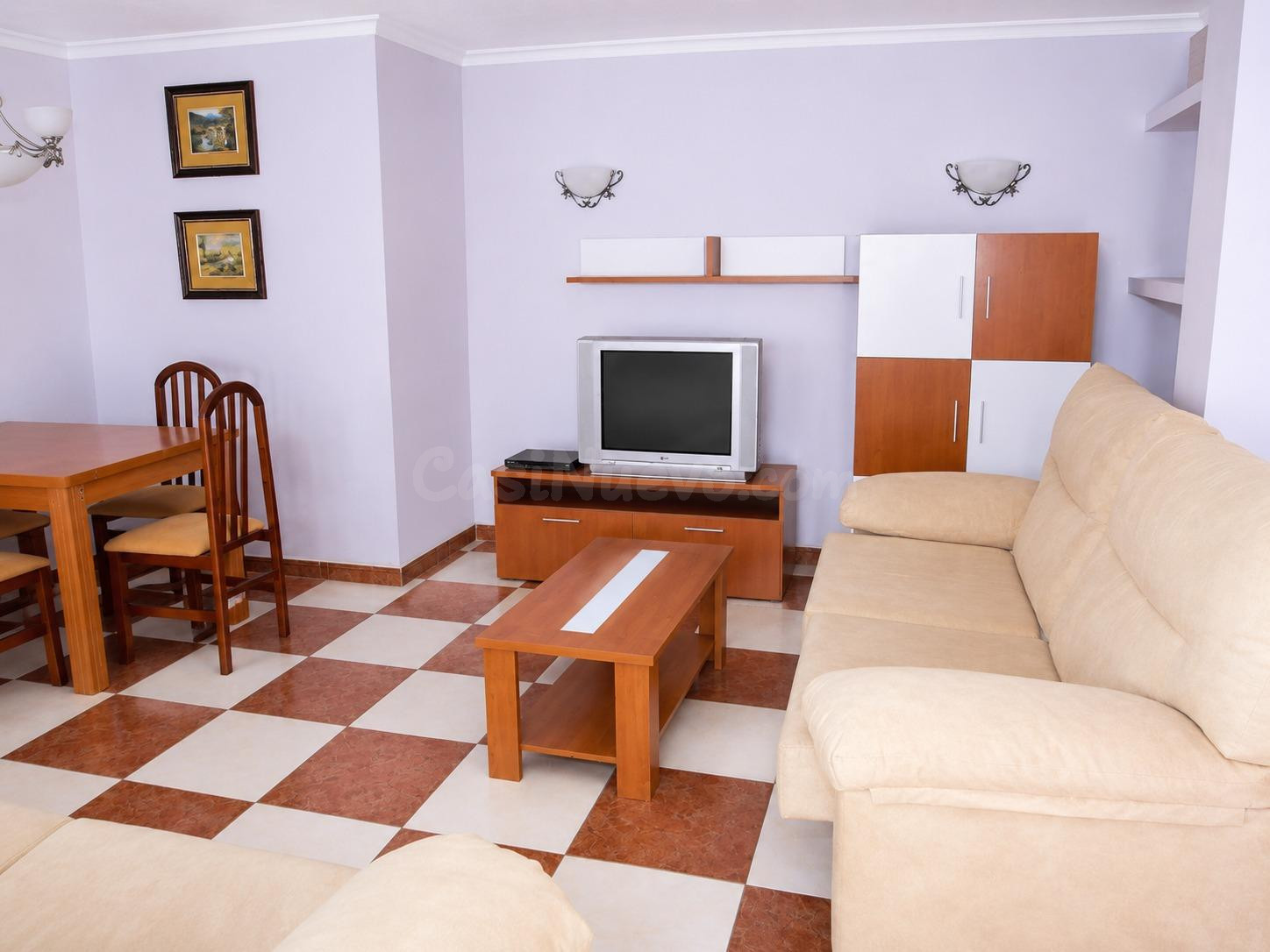 ALQUILER EXCLUSIVO PARA ESTUDIANTES – 3 DORMITORIOS - foto 4