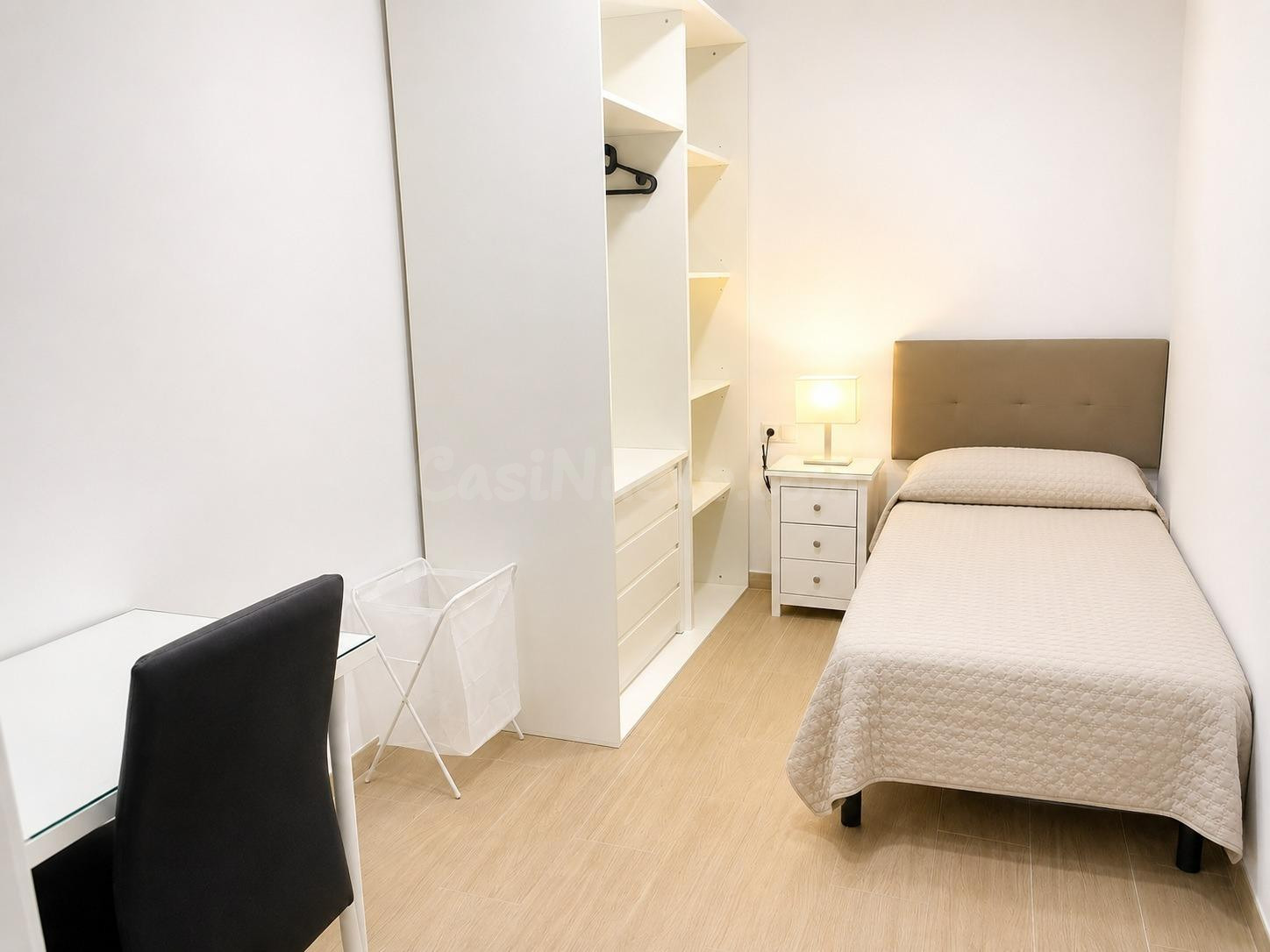 ALQUILER DE habitaciones JUNTO A TEATINOS - foto 5