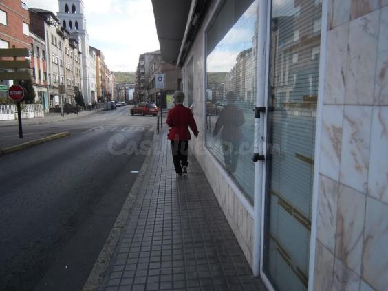 Alquiler Local Comercial céntrico en Ponferrada - foto 5