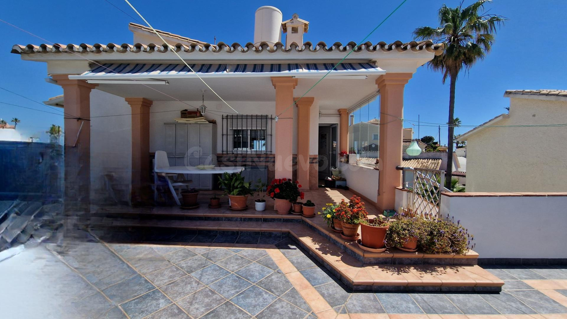UNA VILLA CON UN SIN FIN DE POSIBLIDADES - foto 4