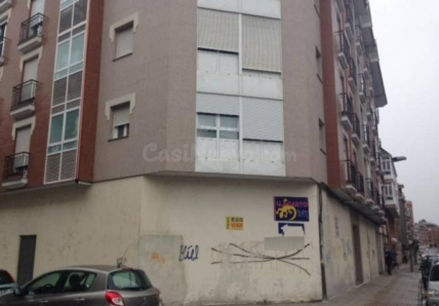 Local en Avenida Ferrocaril