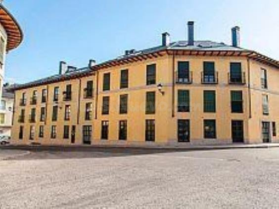 PLAZAS DE MOTO DESDE 900 EUROS - foto 2