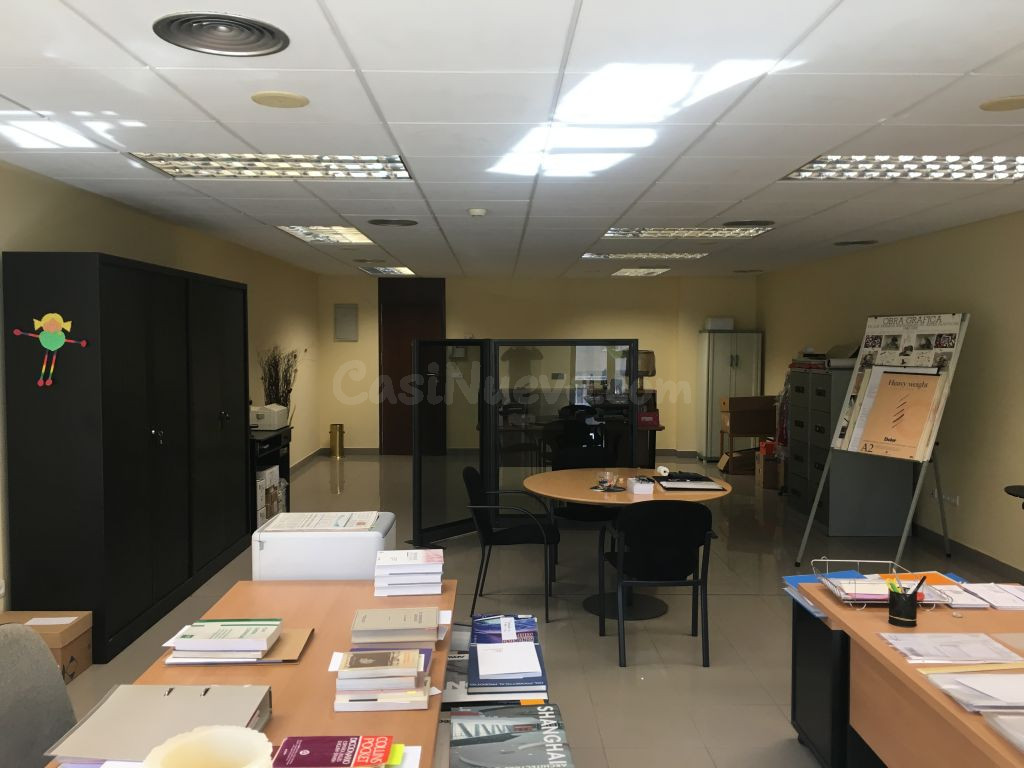 Oficina 82m² en alquiler - Centro