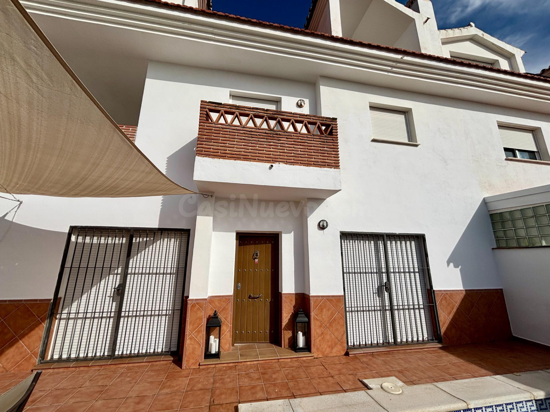 Exclusivo Chalet Pareado en Benalmádena Pueblo con Vistas al - foto 4