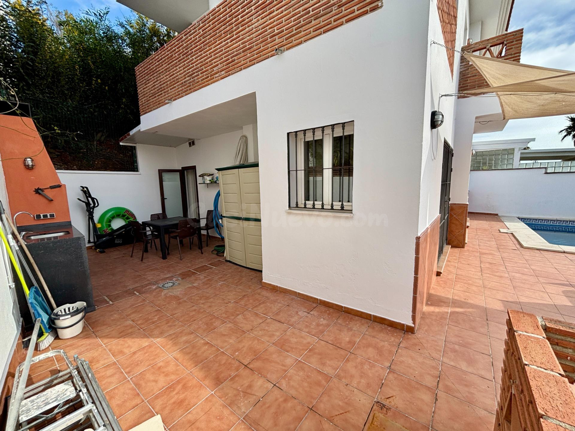 Exclusivo Chalet Pareado en Benalmádena Pueblo con Vistas al - foto 5