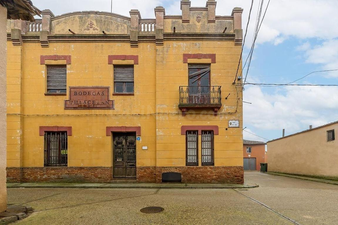 CASA PARA REFORMAR EN GORDONCILLO