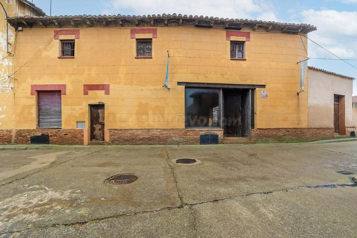 CASA PARA REFORMAR EN GORDONCILLO - foto 2