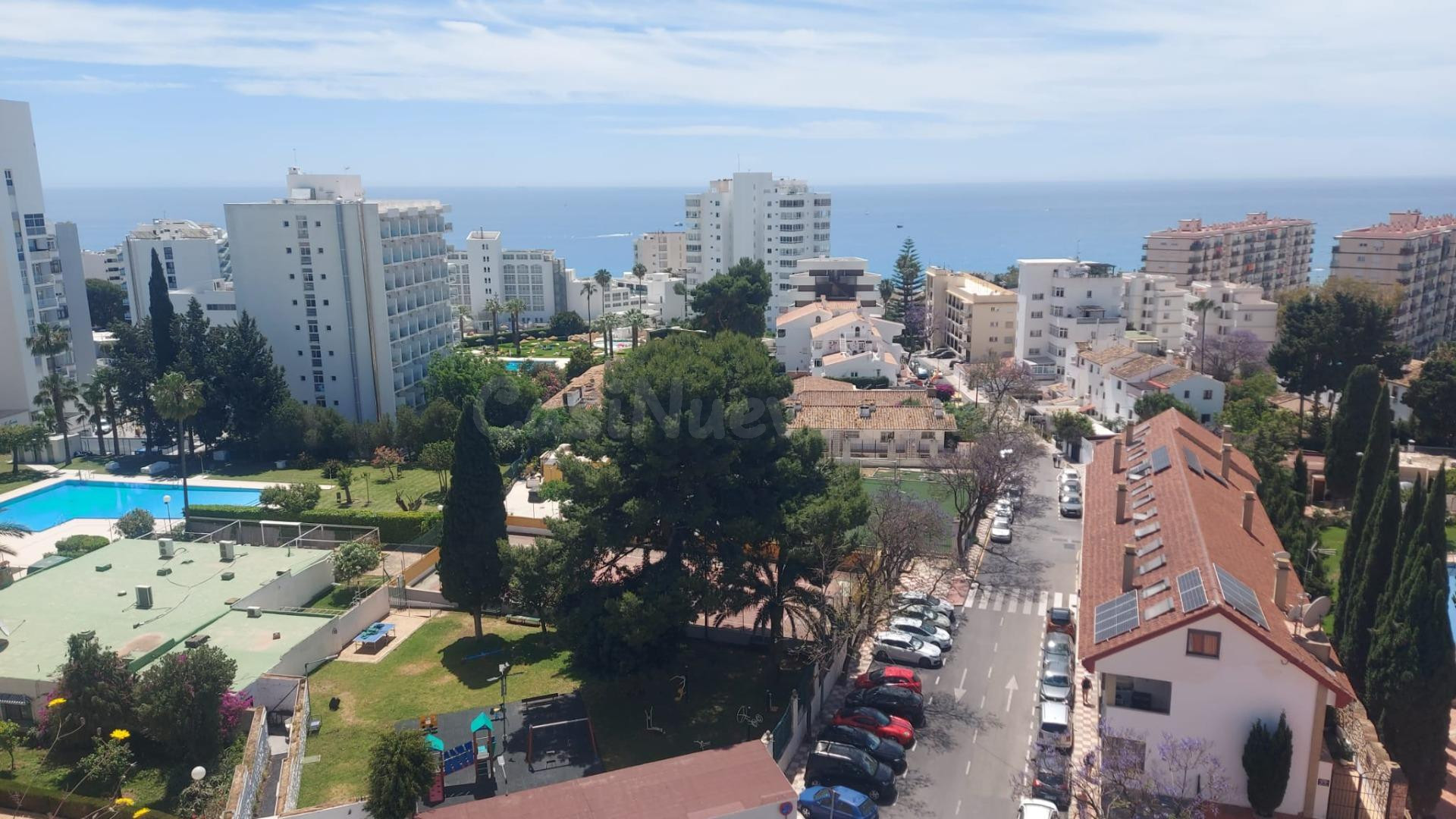Apartamento de 2 Dormitorios en Última Planta con Vistas al  - foto 2