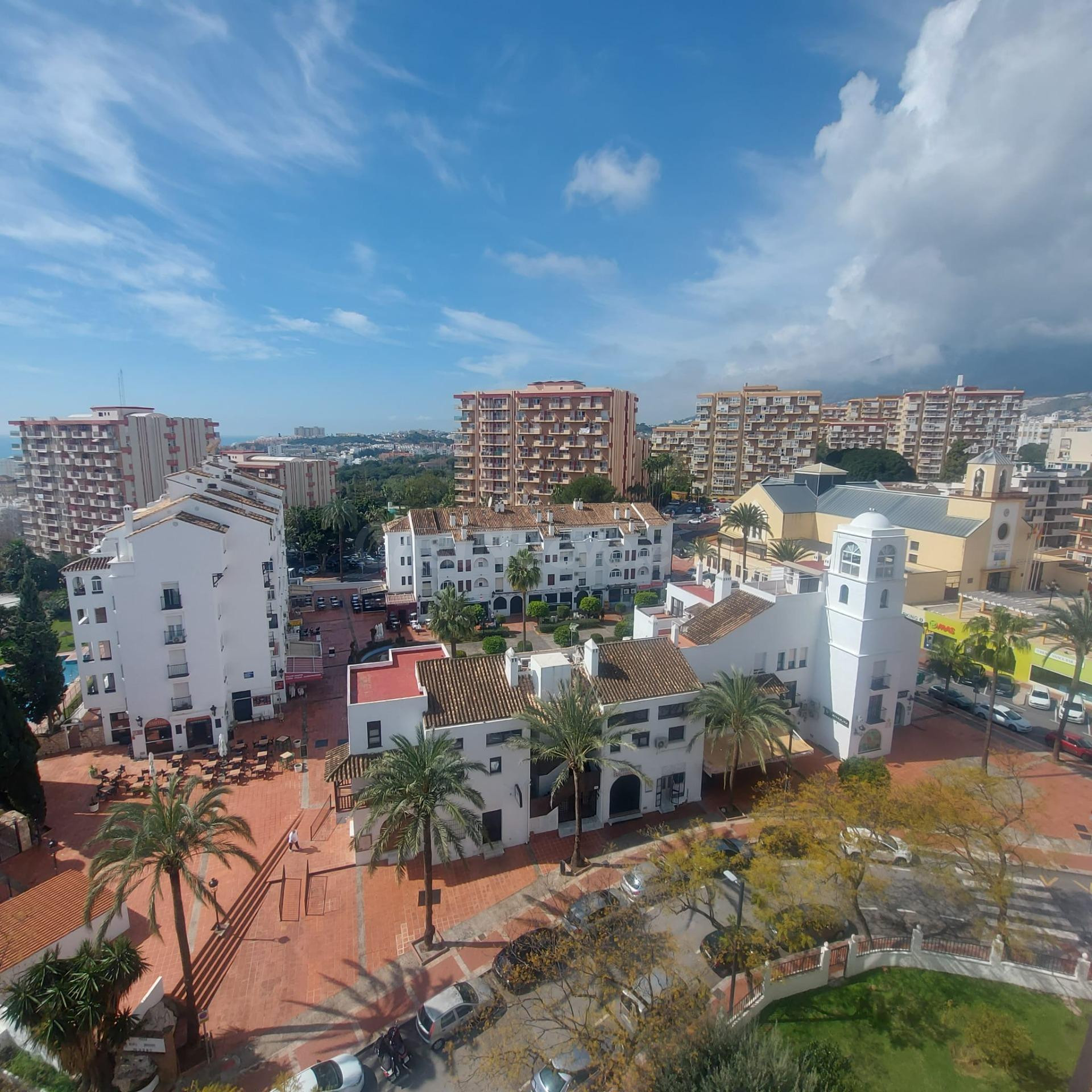 Apartamento de 2 Dormitorios en Última Planta con Vistas al  - foto 5