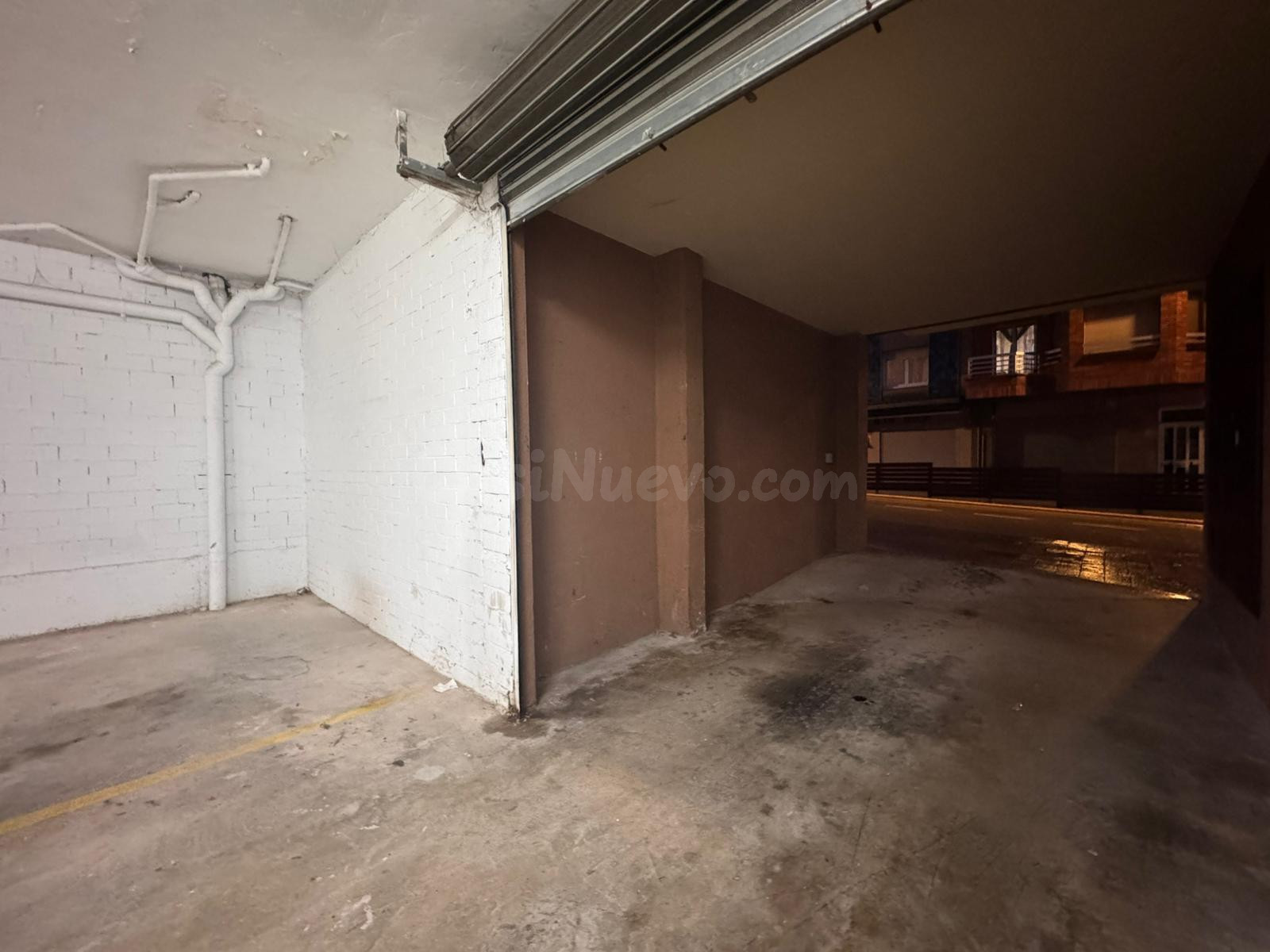 Amplia plaza de párquing en venta en el centro de Callús - foto 3