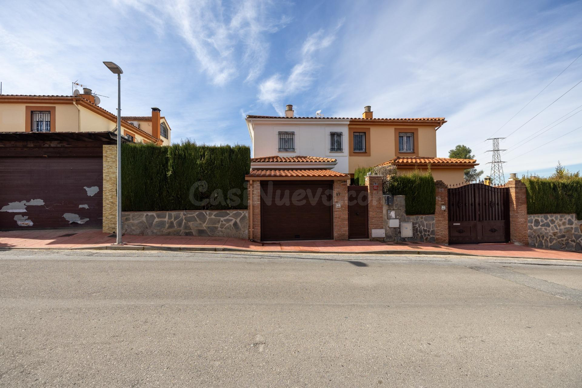 ✨ ¡Tu nuevo hogar con piscina a solo 15 minutos de Granada! - foto 2
