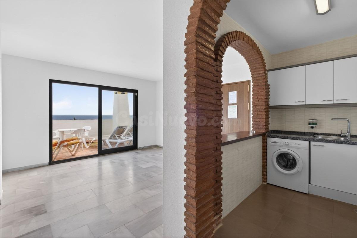 Apartamento con vistas al mar y cerca de la playa en Calahon - foto 3
