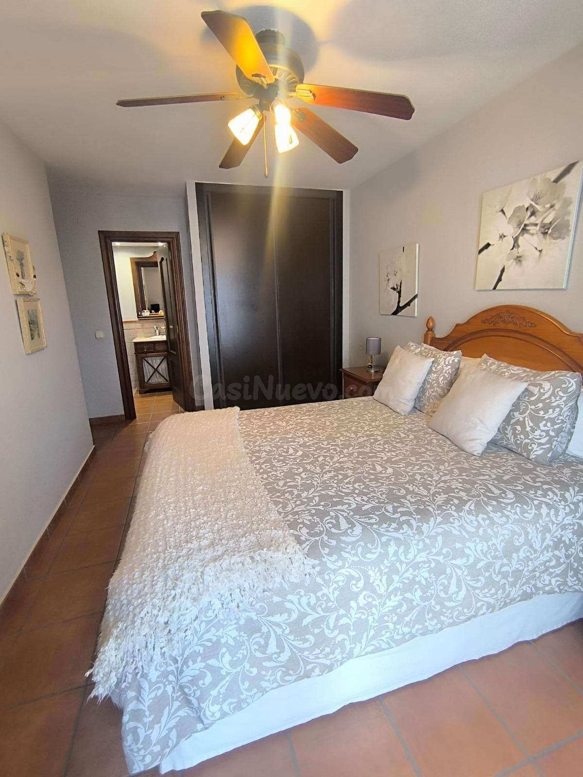 Amplio y Luminoso Apartamento de 3 habitaciones en Excelente - foto 5
