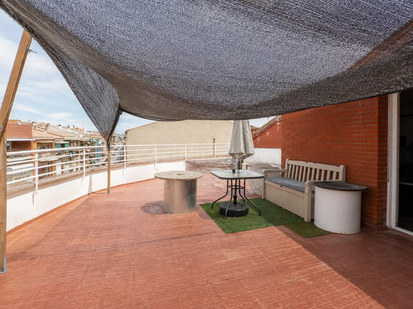 Exclusivo ático dúplex junto a las Bases de Manresa, con 191 - foto 3