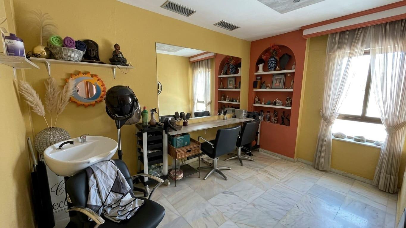 DÚPLEX DE 180 M2 CON ENTRADA INDEPENDIENTE Y SOLARÍUM PRIVAD - foto 4