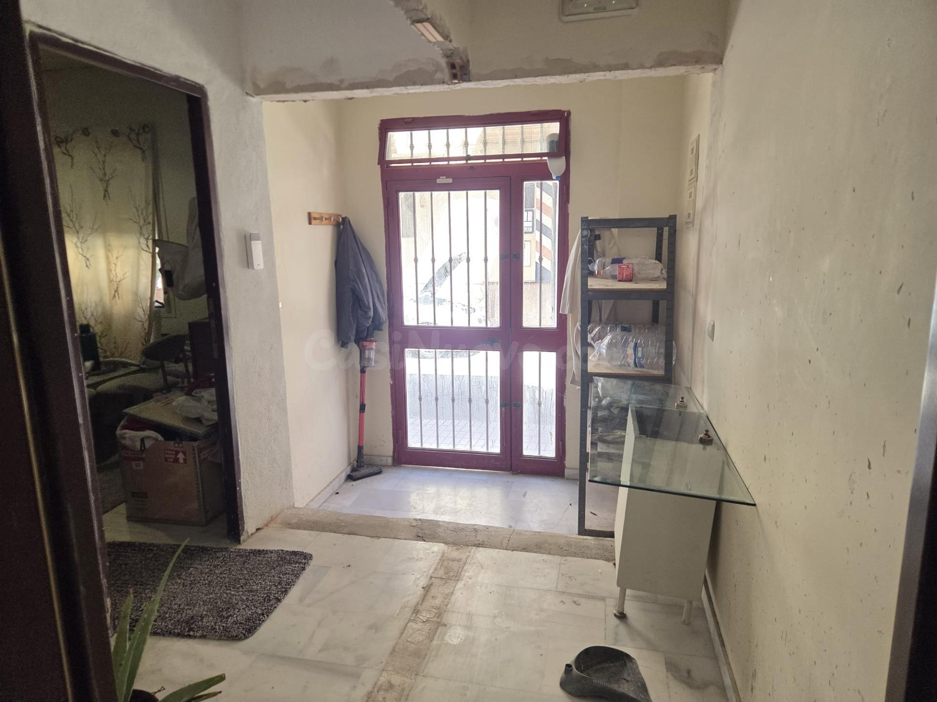 LOCAL COMERCIAL CON LICENCIA DE CAMBIO DE USO A VIVIENDA EN  - foto 3