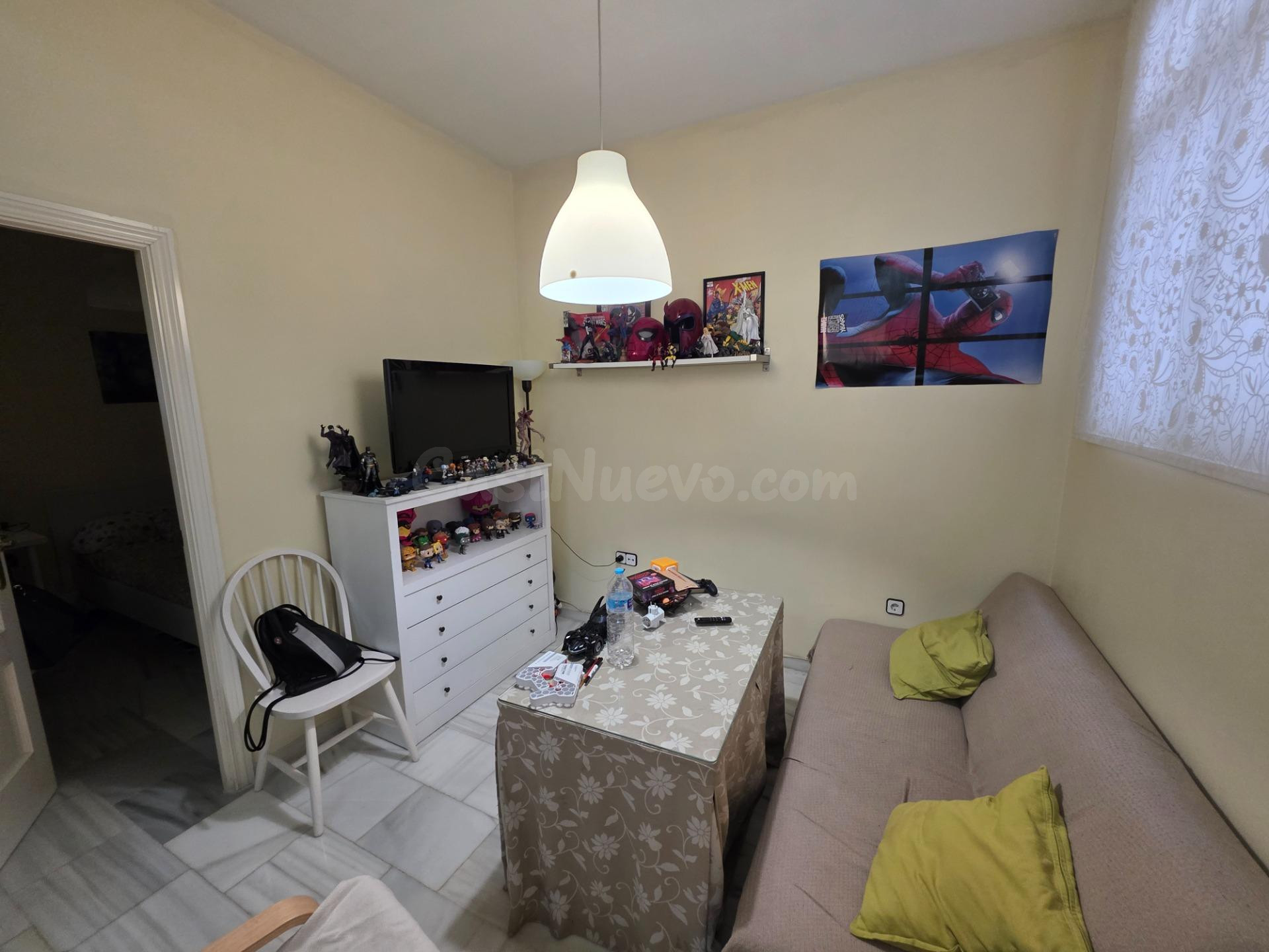 PISO DE 2 DORMITORIOS EN EL BARRIO DE FERIA, EN MUY BUEN EST - foto 3