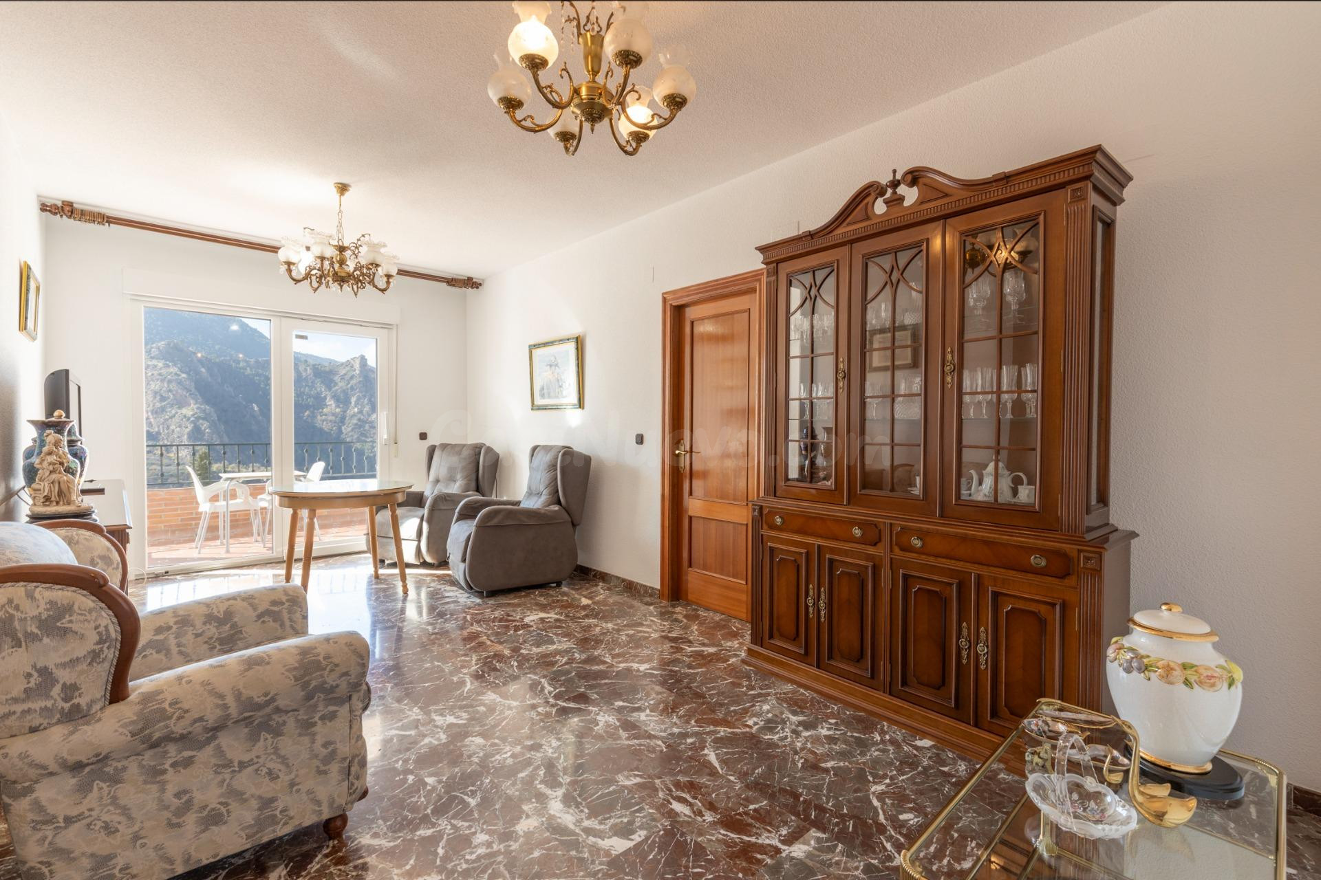 Piso luminoso con vistas despejadas en Güejar Sierra - foto 4