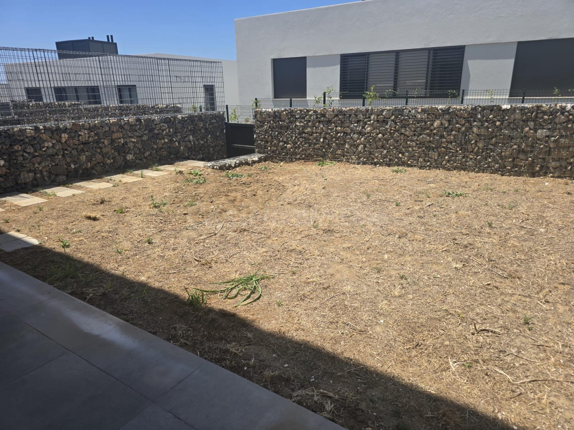 ✨ EXCLUSIVA VILLA ADOSADA DE OBRA NUEVA CON VISTAS AL MAR ✨ - foto 4