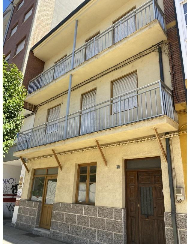 VIVIENDA EN TORAL DE MERAYO - foto 2