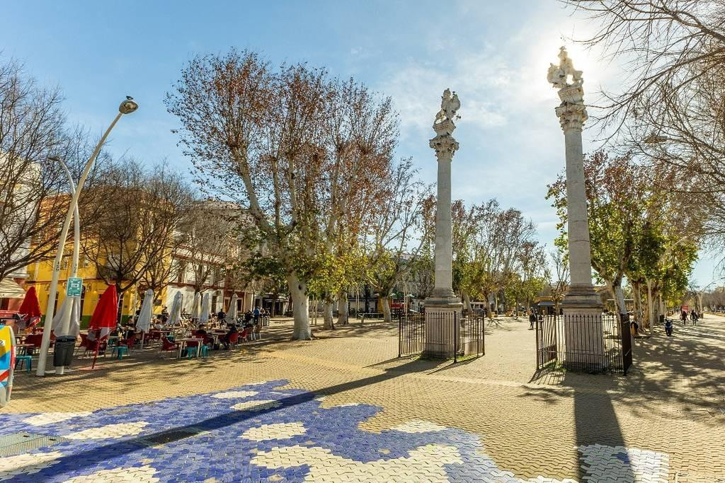 APARTAMENTO CON LICENCIA TURÍSTICA VIGENTE ENTRE FERIA Y LA 