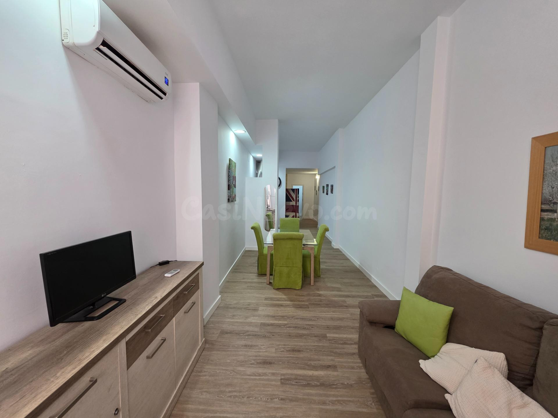 APARTAMENTO CON LICENCIA TURÍSTICA VIGENTE ENTRE FERIA Y LA  - foto 2