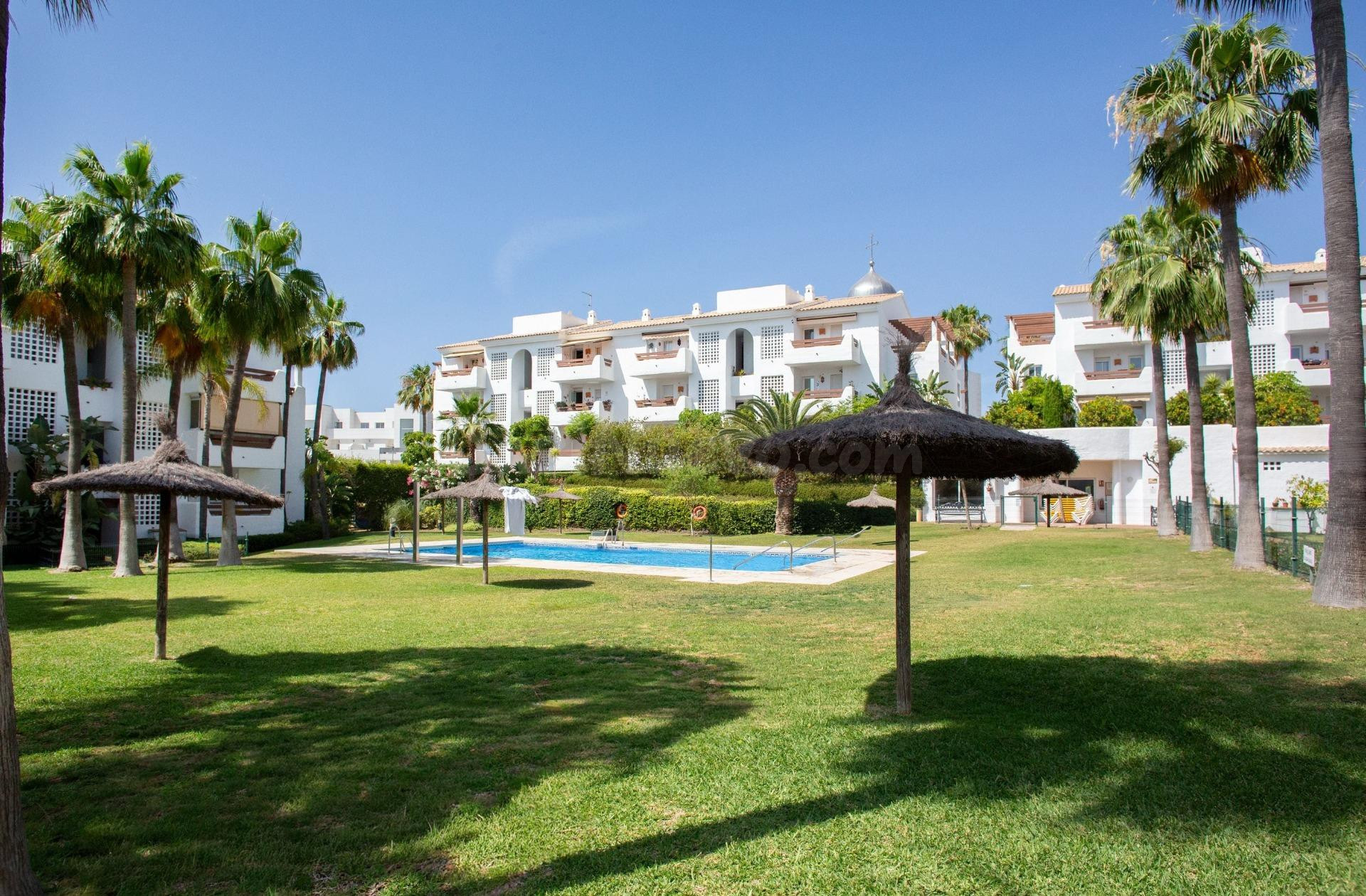 Apartamento luminoso en Selwo Hills, Estepona