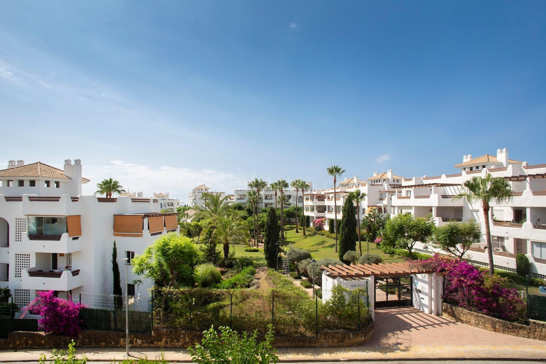 Apartamento luminoso en Selwo Hills, Estepona - foto 2
