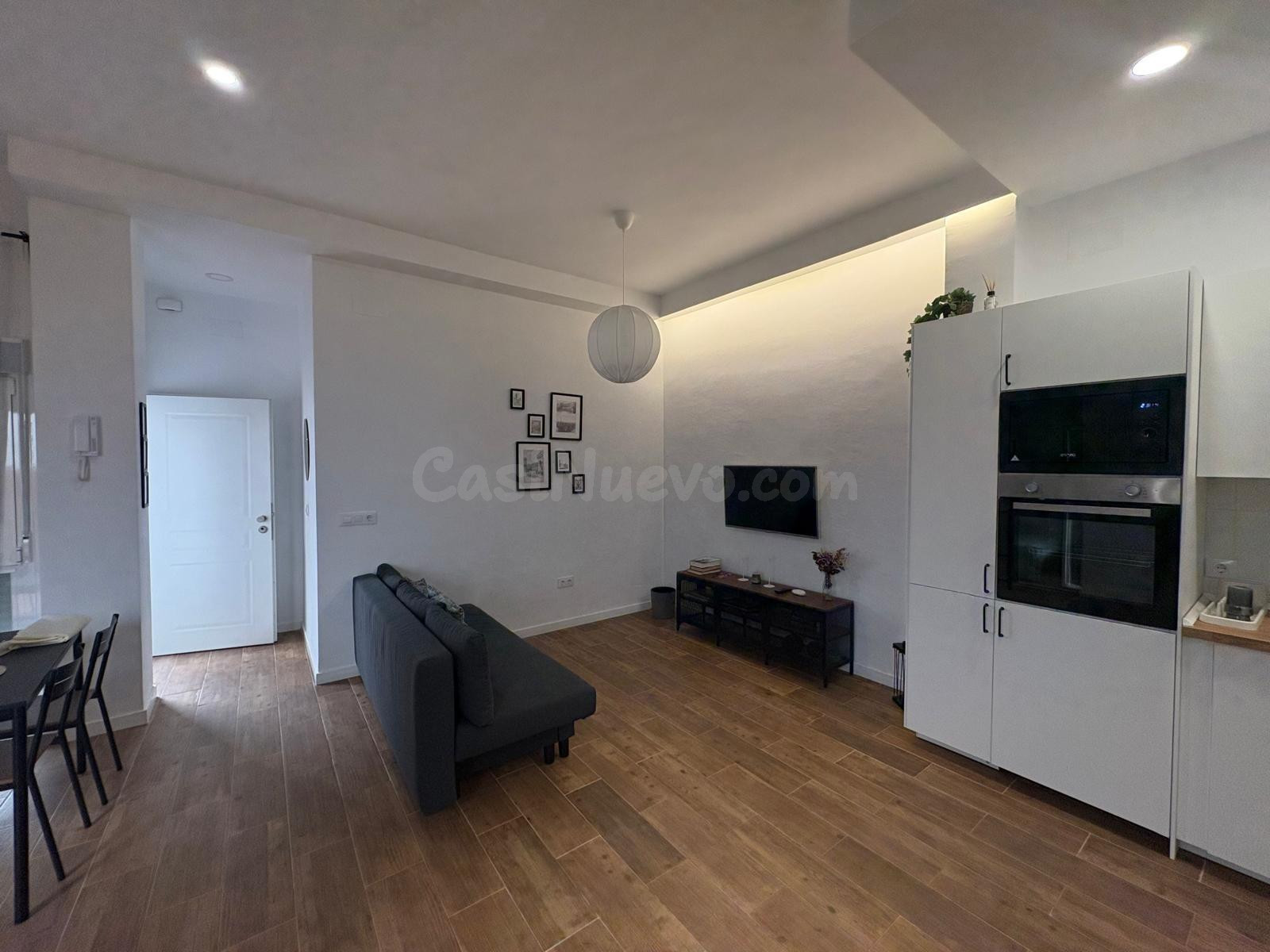 VIVE CON ENCANTO Y TRANQUILIDAD EN UN PISO REFORMADO CON PAT - foto 3
