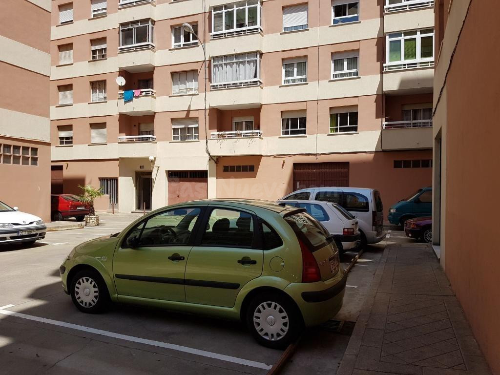 PLAZA DE PARKING EN LA ZONA DE LA PALOMERA