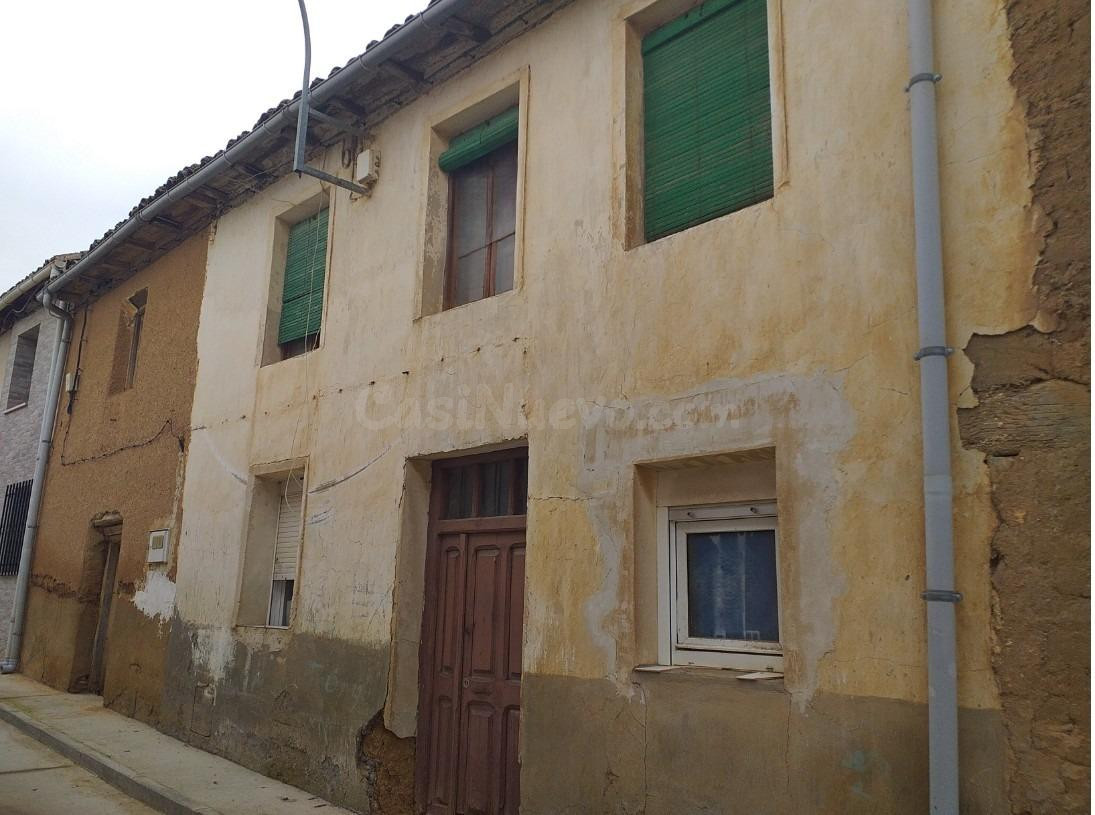 CASA PARA REFORMAR  EN GRAJAL DEL CAMPO