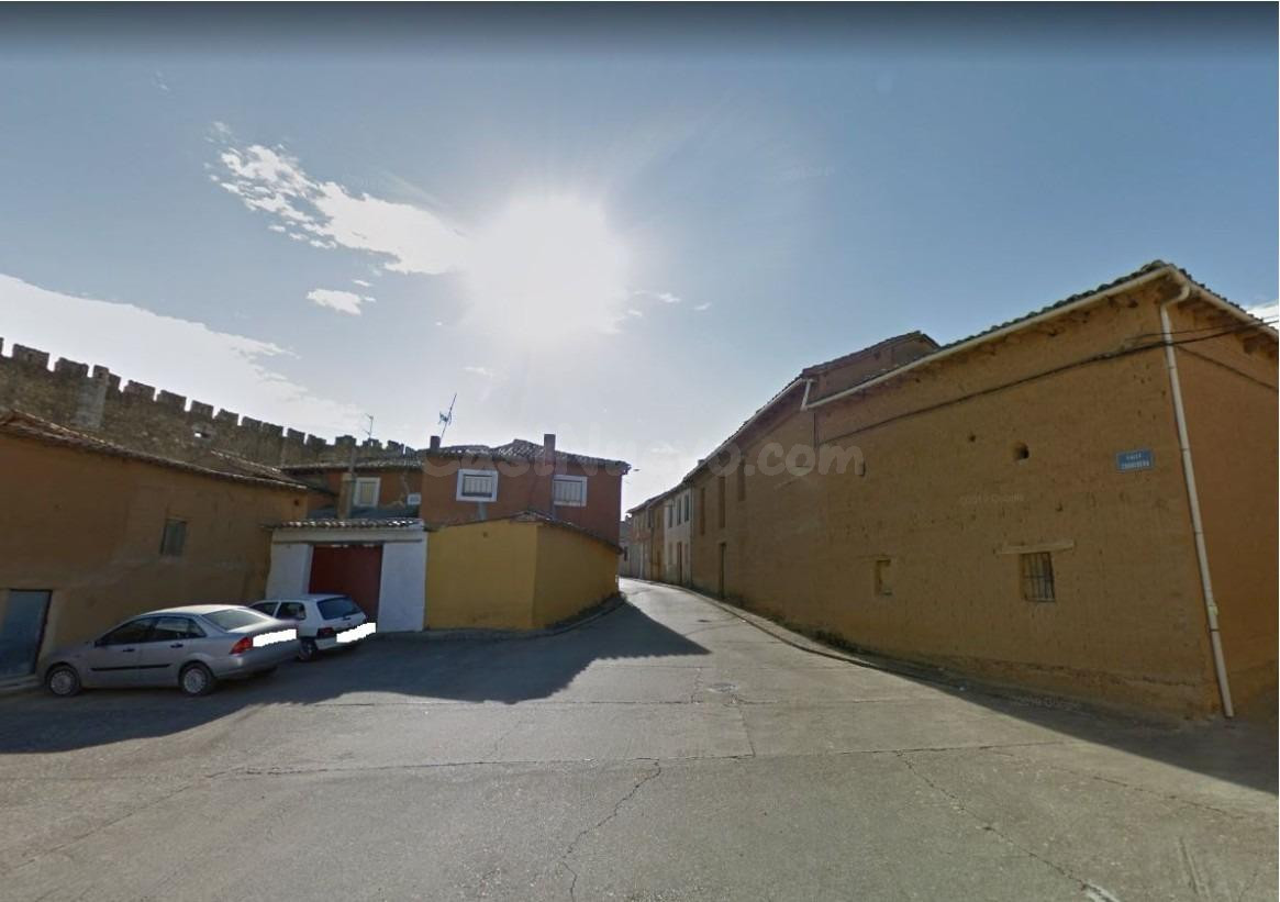 CASA PARA REFORMAR  EN GRAJAL DEL CAMPO - foto 4