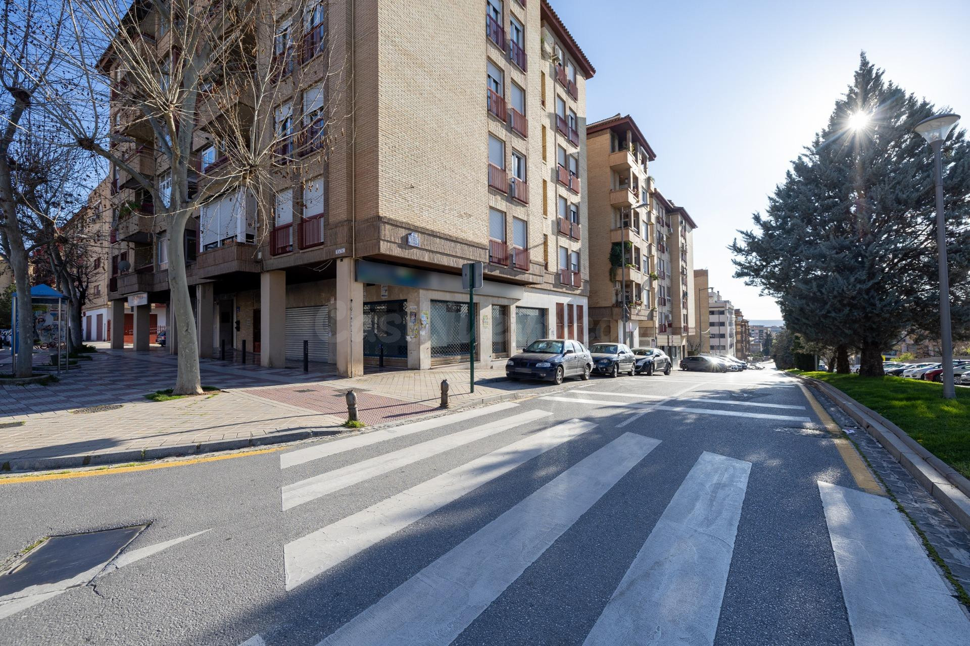 OPORTUNIDAD: Local comercial con máxima exposición.