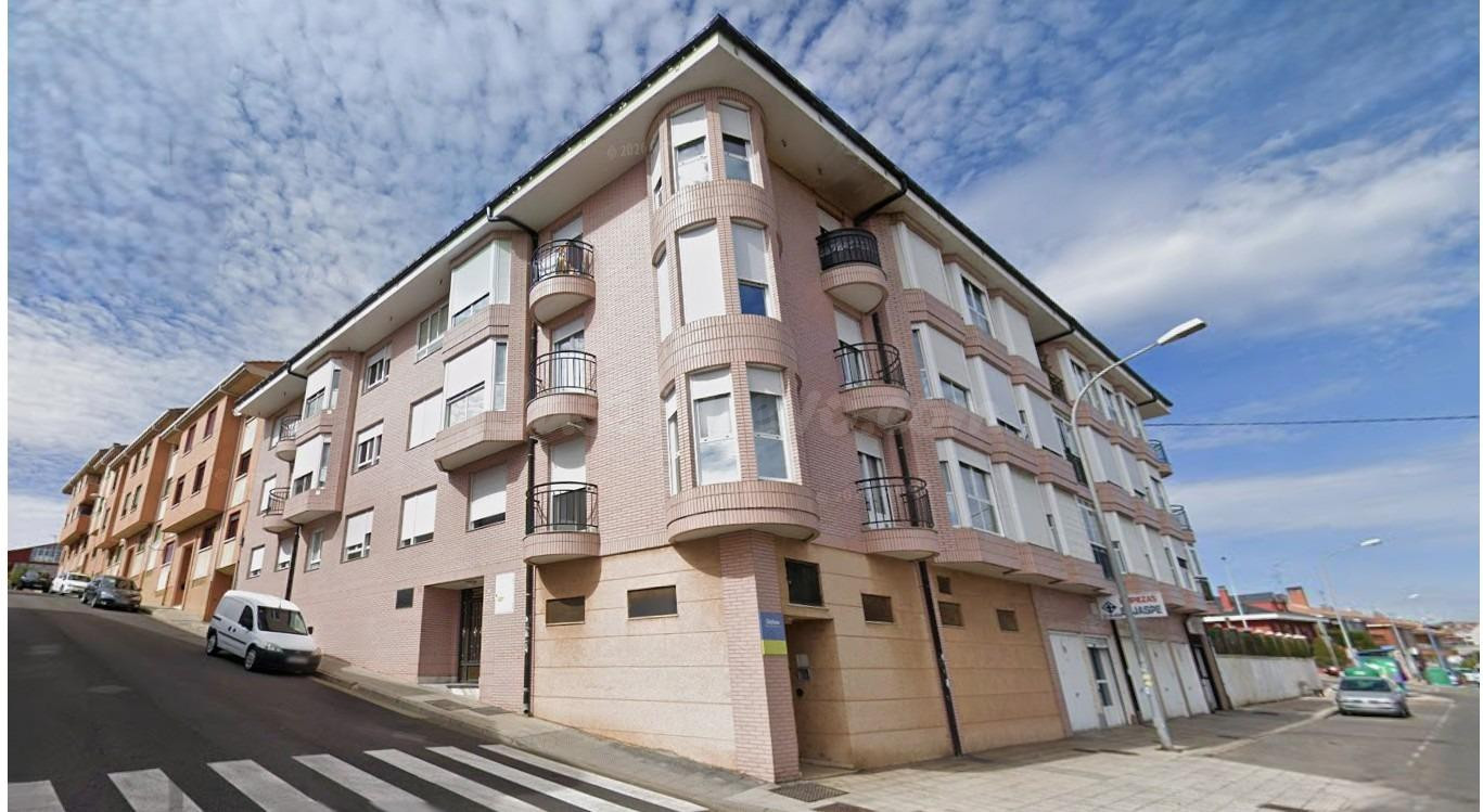 PISO EN RENTABILIDAD EN VILLAQUILAMBRE