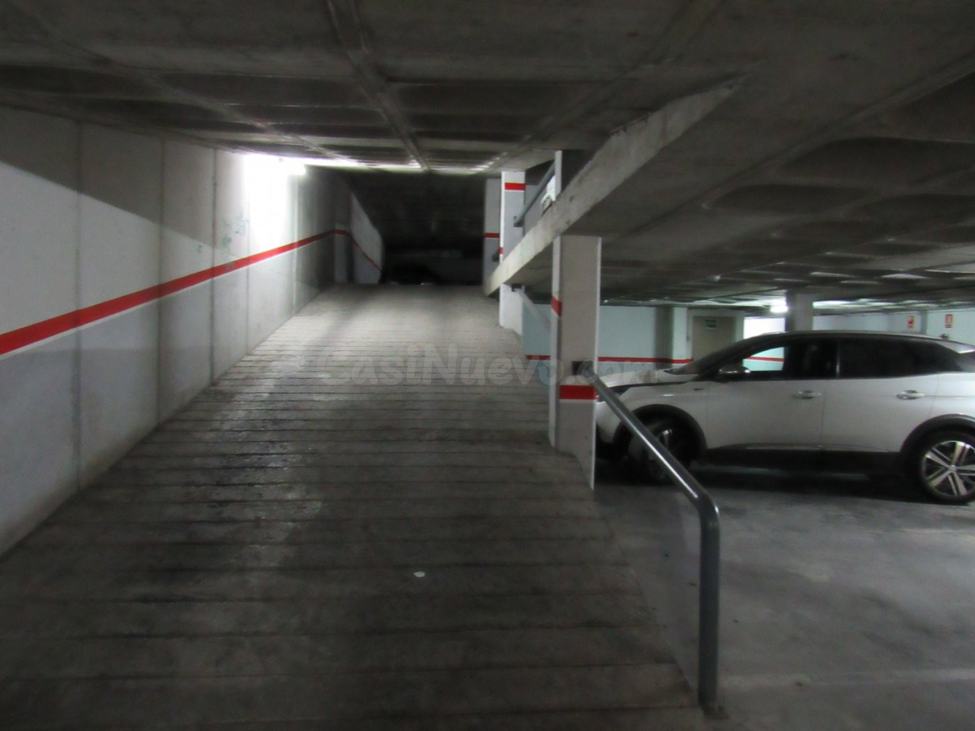 SE VENDEN PLAZAS DE APARCAMIENTO EN TERRASSA, ZONA TORRENT D - foto 3