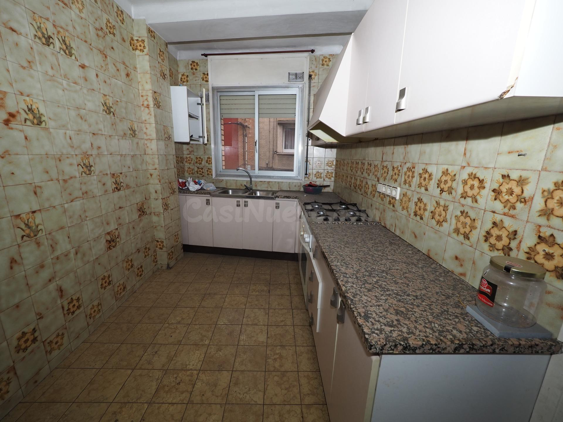 Inversión inmobiliaria en Manresa: piso 95m2 sin posesión - foto 5