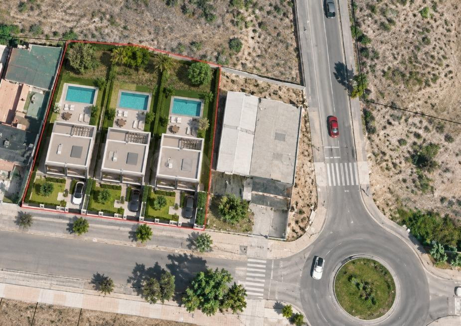 ¡Oportunidad Única en Ponferrada! Solar Ideal para Construir tu Hogar ✨ - foto 2