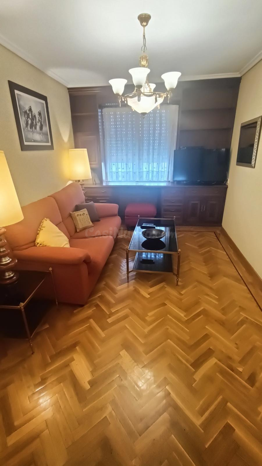 ALQUILER DE AMPLIO APARTAMENTO EN EL CENTRO DE PONFERRADA 600€