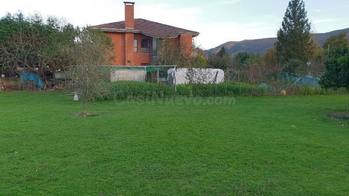 Terreno urbano en venta - Cabezón de la Sal - foto 2