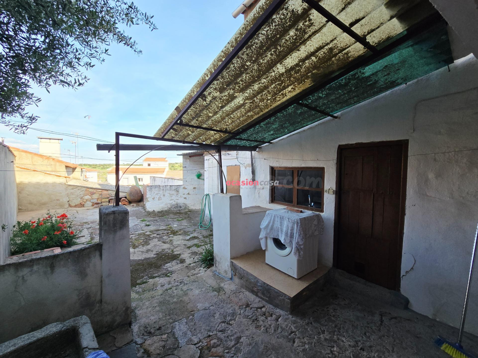 CASA EN VENTA EN PEDROCHE - foto 3