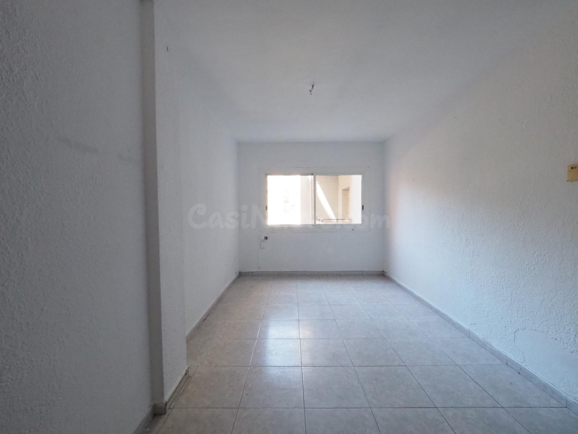 SE VENDE PISO EN SANT ADRIA DE BESOS